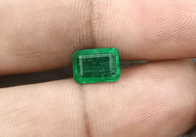 1.77ct Intense Golden Green Panjshir Emerald Certified By GSI - SMSGEMS 