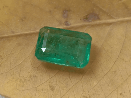 1.80ct Velvet Green Zambian Emerald , 100% Natural Earth Mined Gem. - SMSGEMS 