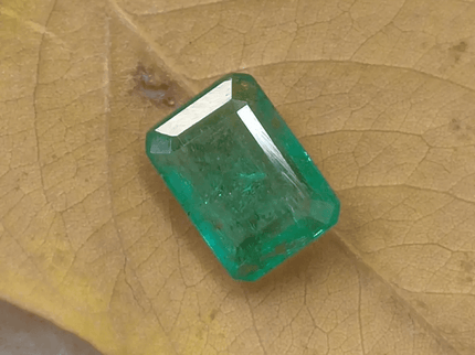 1.80ct Velvet Green Zambian Emerald , 100% Natural Earth Mined Gem. - SMSGEMS 