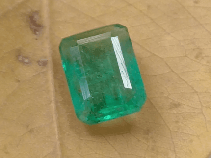 1.80ct Velvet Green Zambian Emerald , 100% Natural Earth Mined Gem. - SMSGEMS 