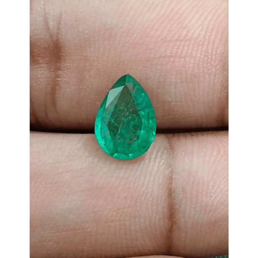 1.81ct Bright Green Zambian Emerald , 100% Natural Earth Mined Gemstone - SMSGEMS 