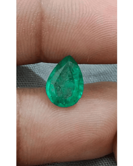 1.81ct Bright Green Zambian Emerald , 100% Natural Earth Mined Gemstone - SMSGEMS 