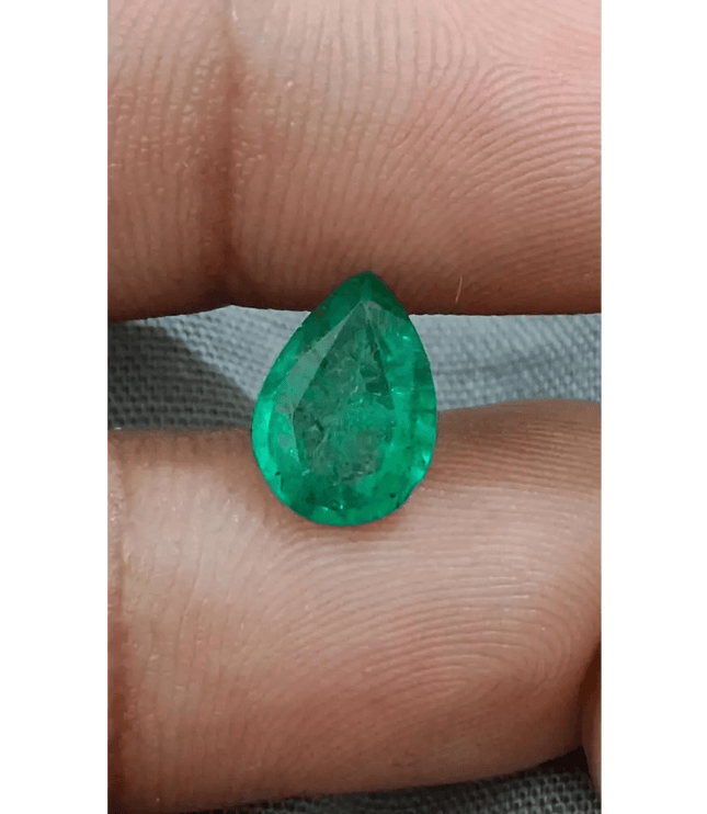 1.81ct Bright Green Zambian Emerald , 100% Natural Earth Mined Gemstone - SMSGEMS 