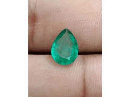 1.81ct Bright Green Zambian Emerald , 100% Natural Earth Mined Gemstone - SMSGEMS 