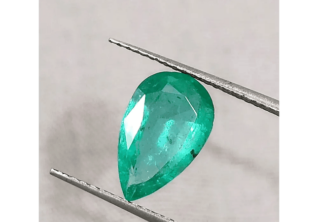 1.81ct Medium Intense Green Emerald, Natural Gemstone - SMSGEMS 
