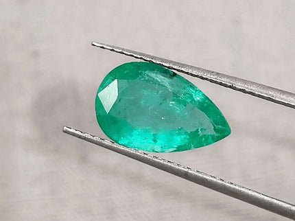 1.81ct Medium Intense Green Emerald, Natural Gemstone - SMSGEMS 