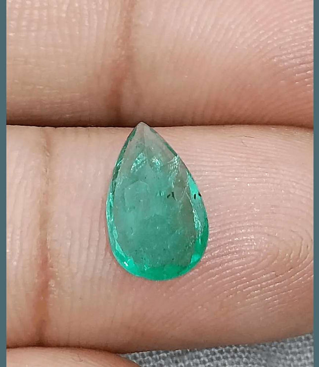 1.81ct Medium Intense Green Emerald, Natural Gemstone - SMSGEMS 