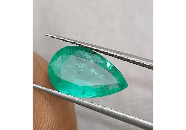 1.81ct Medium Intense Green Emerald, Natural Gemstone - SMSGEMS 