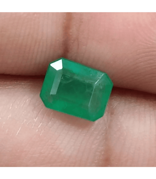 1.82ct Zambian Emerald , 100% Natural Earth Mined Gem. - SMSGEMS 