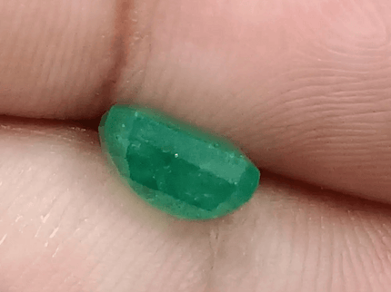 1.82ct Zambian Emerald , 100% Natural Earth Mined Gem. - SMSGEMS 