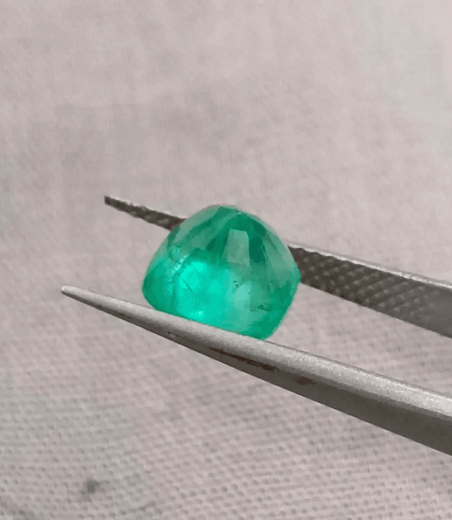 1.82ct Zambian Emerald, Natural Gemstone - SMSGEMS 