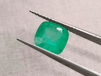 1.82ct Zambian Emerald, Natural Gemstone - SMSGEMS 