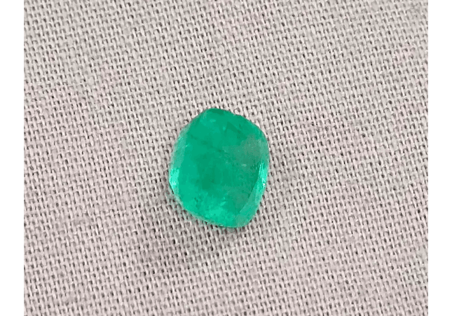 1.82ct Zambian Emerald, Natural Gemstone - SMSGEMS 