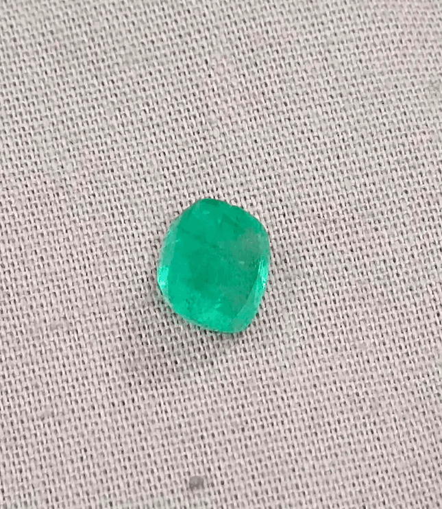 1.82ct Zambian Emerald, Natural Gemstone - SMSGEMS 