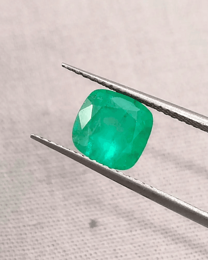 1.82ct Zambian Emerald, Natural Gemstone - SMSGEMS 