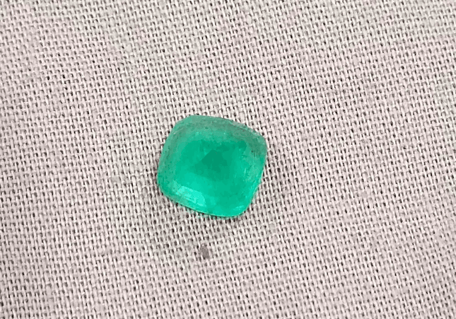 1.82ct Zambian Emerald, Natural Gemstone - SMSGEMS 