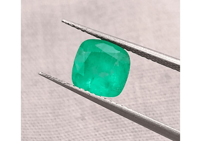 1.82ct Zambian Emerald, Natural Gemstone - SMSGEMS 