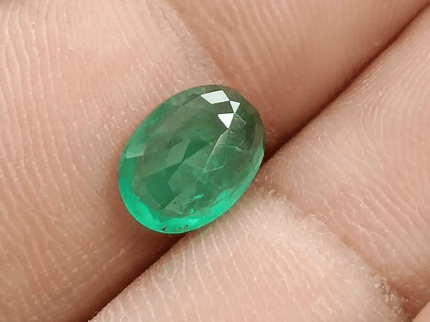 1.88ct Zambian Emerald , 100% Natural Earth Mined Gem. - SMSGEMS 