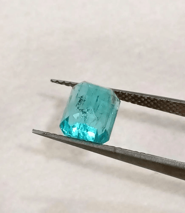 1.93ct Pastel Green Zambian Emerald , 100% Natural Earth Mined Gemstone - SMSGEMS 