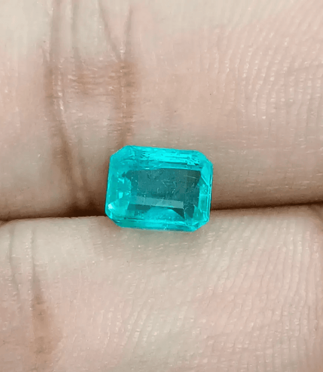 1.93ct Pastel Green Zambian Emerald , 100% Natural Earth Mined Gemstone - SMSGEMS 