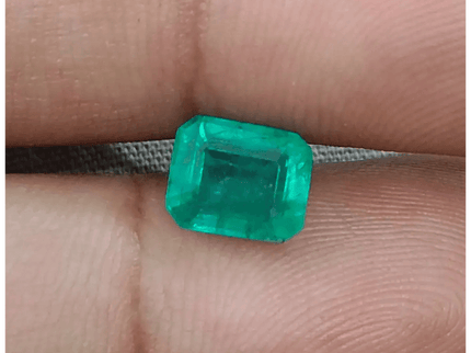 1.95ct Zambian Emerald, 100% Natural Earth Mined Gemstone. - SMSGEMS 