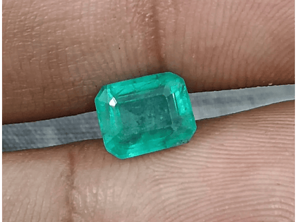 1.95ct Zambian Emerald, 100% Natural Earth Mined Gemstone. - SMSGEMS 