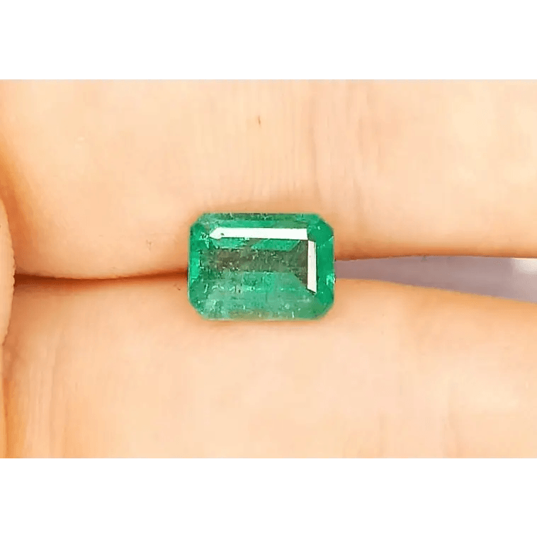 1.95ct Zambian Emerald , 100% Natural Gem - SMSGEMS 