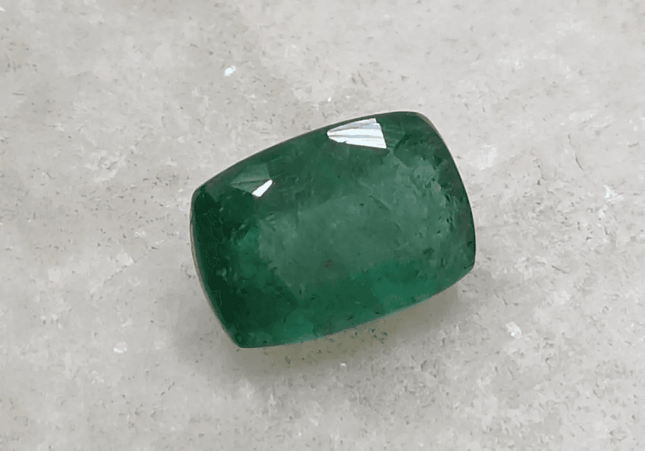 1.95ct Medium Deep Green Zambian Emerald , 100% Natural Earth Mined Gem. - SMSGEMS 