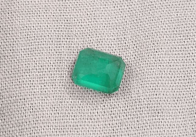 1.97ct Zambian Emerald, 100% Natural Gemstone - SMSGEMS 
