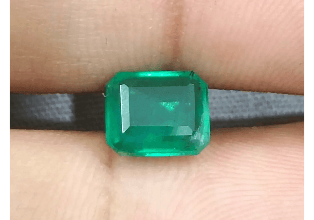 1.97ct Zambian Emerald, 100% Natural Gemstone - SMSGEMS 