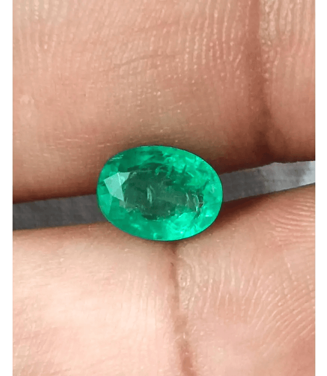 1.97ct Zambian Emerald , 100% Natural Earth Mined Gemstone - SMSGEMS 