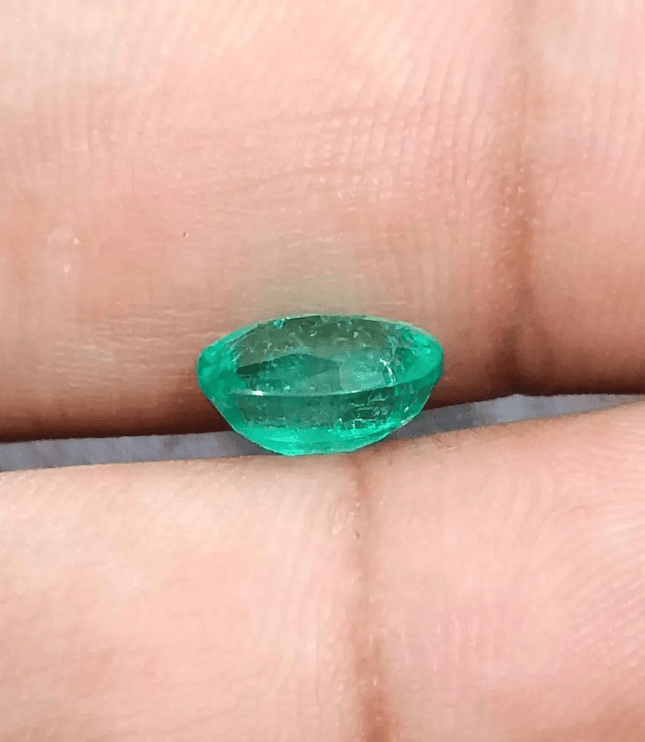 1.97ct Zambian Emerald , 100% Natural Earth Mined Gemstone - SMSGEMS 