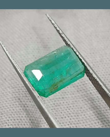 1.97ct Medium Green Emerald, Natural Gemstone - SMSGEMS 