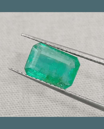 1.97ct Medium Green Emerald, Natural Gemstone - SMSGEMS 