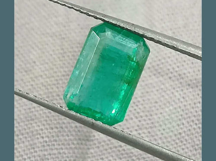 1.97ct Medium Green Emerald, Natural Gemstone - SMSGEMS 