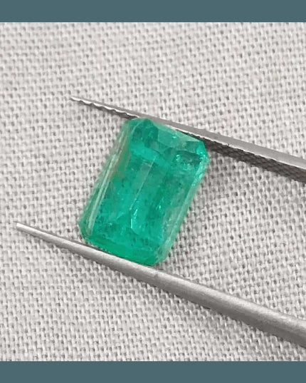 1.97ct Medium Green Emerald, Natural Gemstone - SMSGEMS 