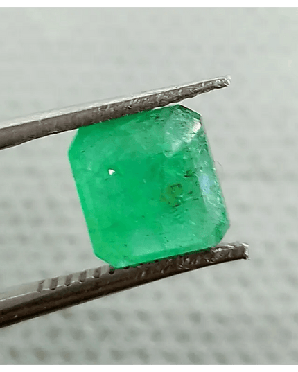 1.97ct Vivid Green Emerald, 100% Natural Gemstone - SMSGEMS 