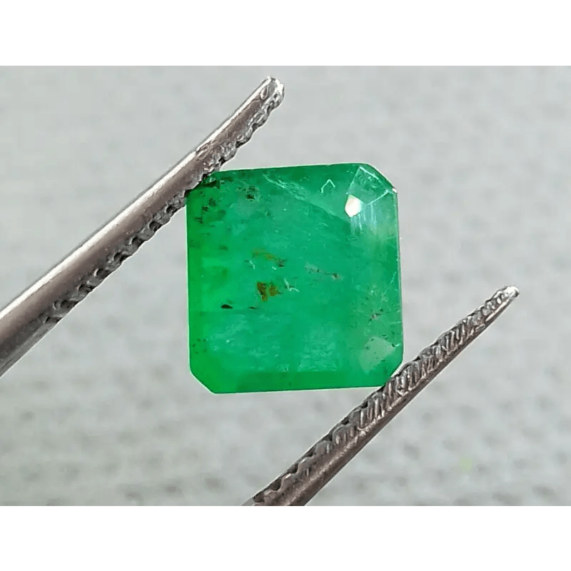 1.97ct Vivid Green Emerald, 100% Natural Gemstone - SMSGEMS 