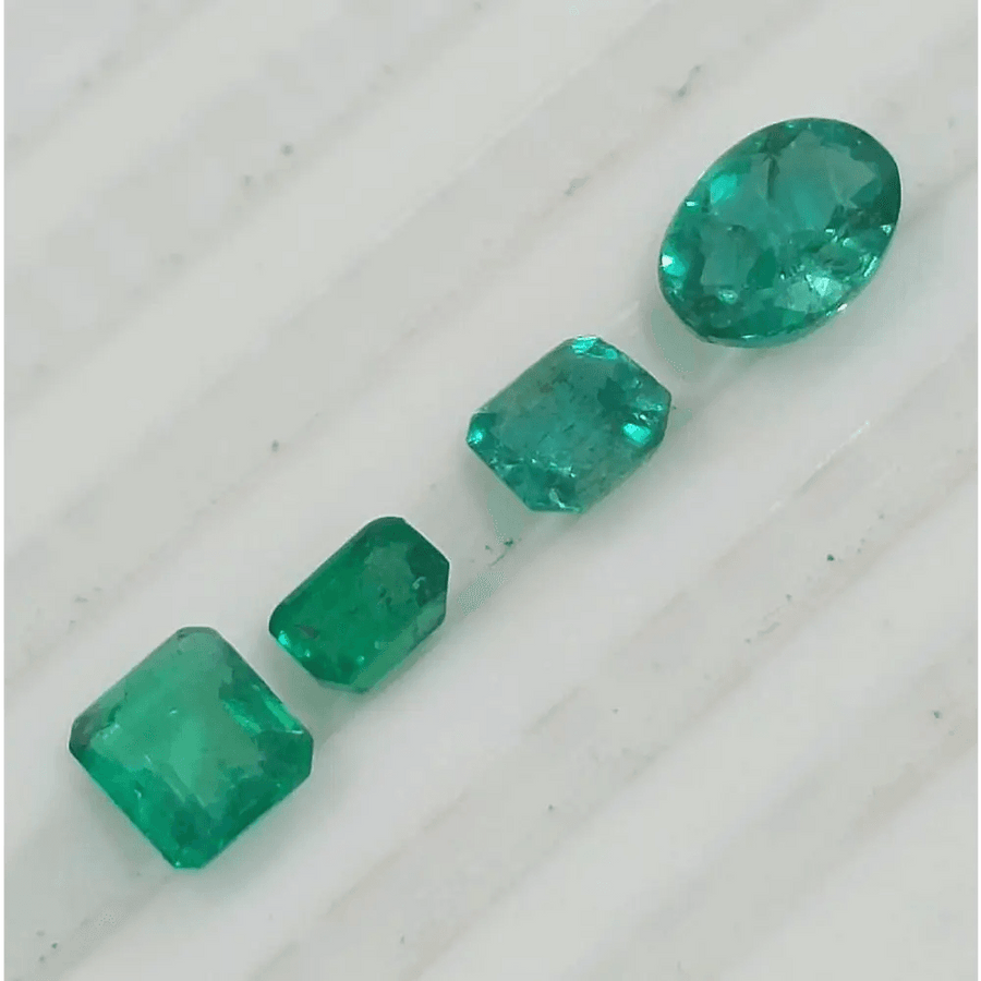 1.98ct Emerald Parcel, Natural Gemstones - SMSGEMS 