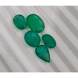 10.70ct Emerald Parcel, Natural Gemstones - SMSGEMS 