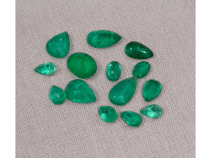 10.85ct Fine Quality Emerald Parcel, 100% Natural Gems - SMSGEMS 