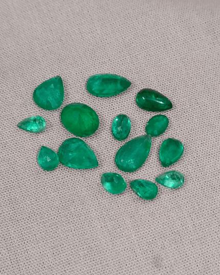 10.85ct Fine Quality Emerald Parcel, 100% Natural Gems - SMSGEMS 