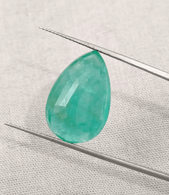 11.65ct Zambian Emerald, Natural Gemstone - SMSGEMS 