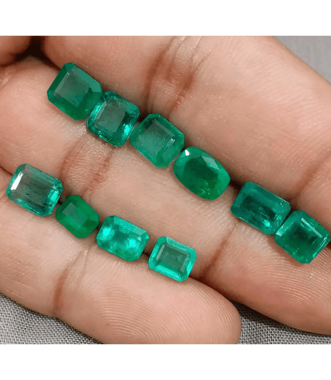 14.27ct Good Quality Emerald Parcel, 100% Natural Gemstones - SMSGEMS 