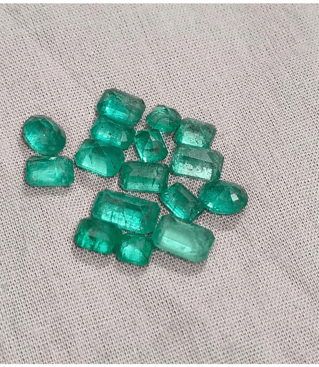 15.48ct Nice Quality Emerald Parcel, 100% Natural Gemstones - SMSGEMS 