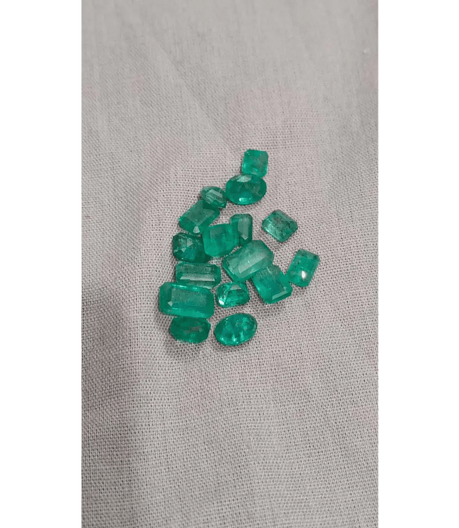 15.48ct Nice Quality Emerald Parcel, 100% Natural Gemstones - SMSGEMS 