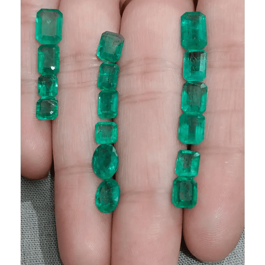 15.48ct Nice Quality Emerald Parcel, 100% Natural Gemstones - SMSGEMS 
