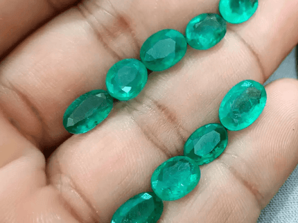 16.32ct Emerald Parcel, 100% Natural Gemstones - SMSGEMS 