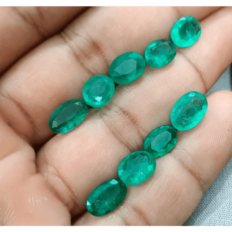 16.32ct Emerald Parcel, 100% Natural Gemstones - SMSGEMS 