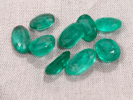 16.32ct Emerald Parcel, 100% Natural Gemstones - SMSGEMS 